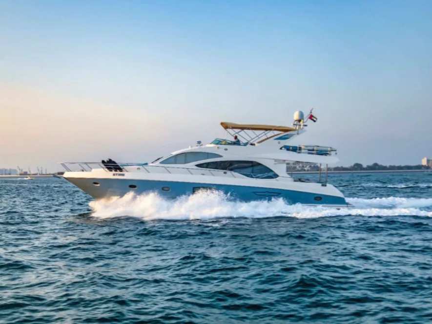 Rejs Jachtem Blue Moon 64FT